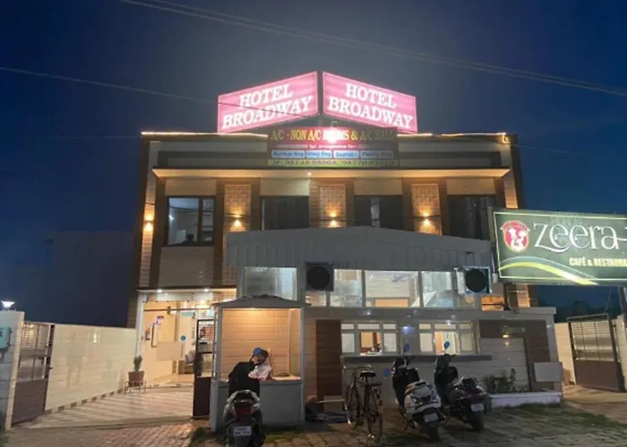 Hotel Broadway By Wb Inn Amritsar