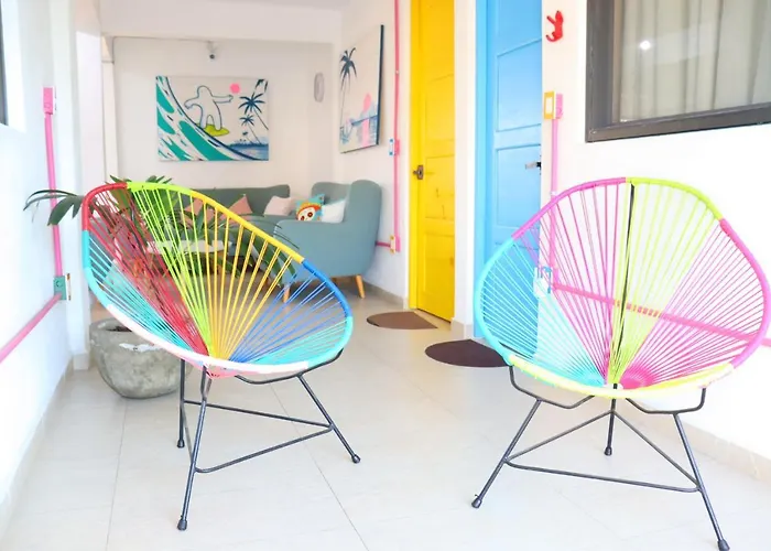 Hotel Casa Mandarine , Amazing Private Rooms W Balcony, Rooftop, Hammocks, Ac, Smartv, 100Mbs! Zihuatanejo