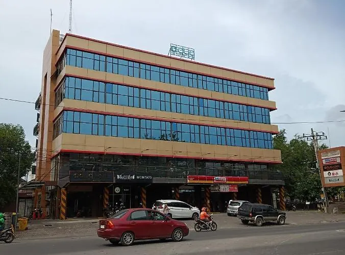 Odua Golden Mansyur Medan Hotel
