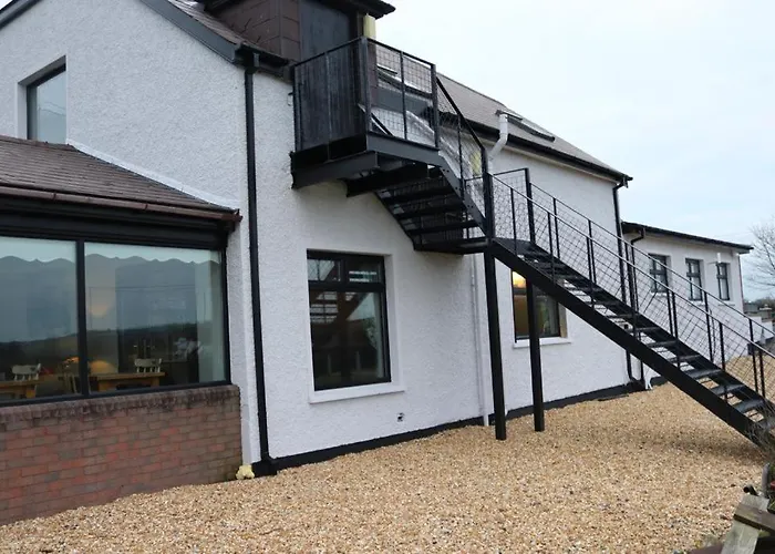 Hillview Lodge Armagh