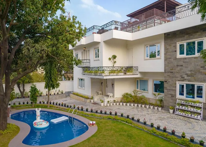 1 Amiras - Luxury Villa By Hst Hospitality Udaipur