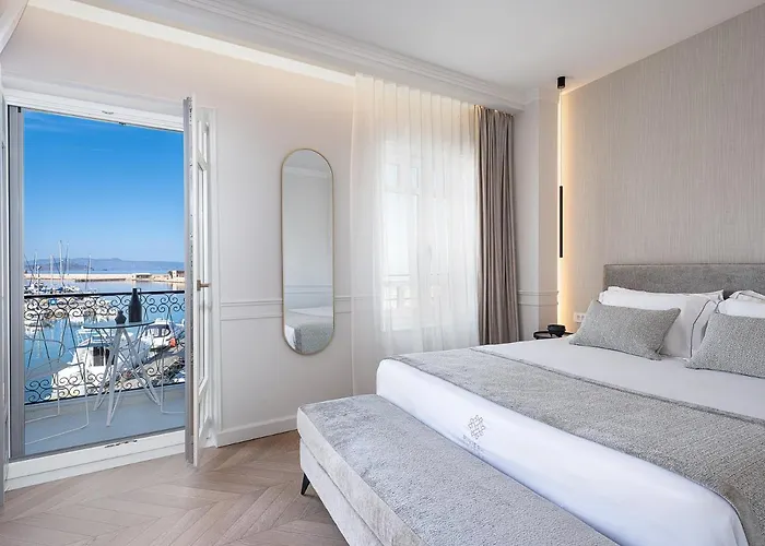 Riviera Suites Chania 