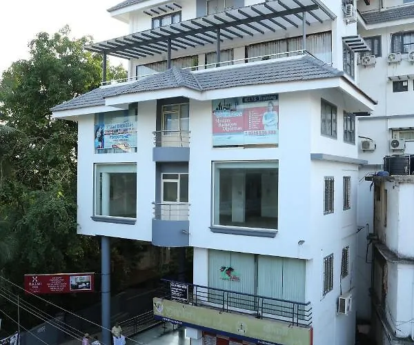 Hazmi Inn Perintalmanna