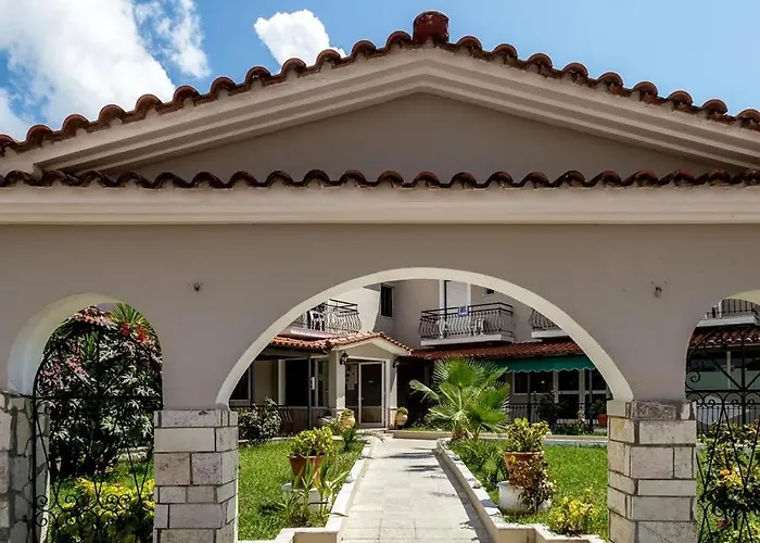 Perkes Hotel Complex Laganas
