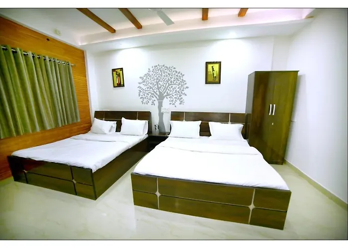 Om Shree Yatri Niwas Hotel Kolhapur