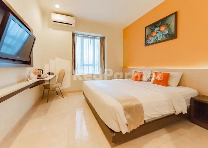 Alqueby Hotel Near Kiara Artha Park & Trans Studio Mall Mitra Reddoorz Bandung