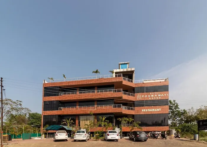 Hotel Padmawati Grand Nanded