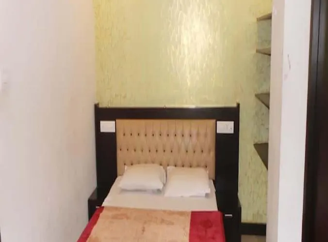 Redbell Suites Residency Kondotty