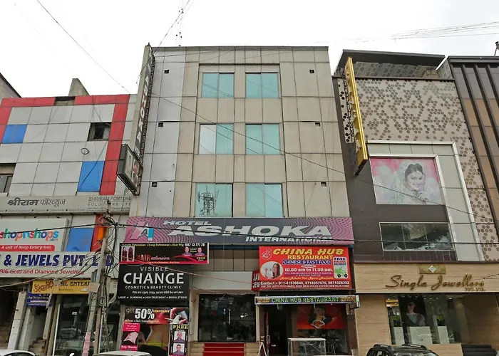 Oyo Ashoka International Near Gurudwara Shri Bangla Sahib Hotel New Delhi