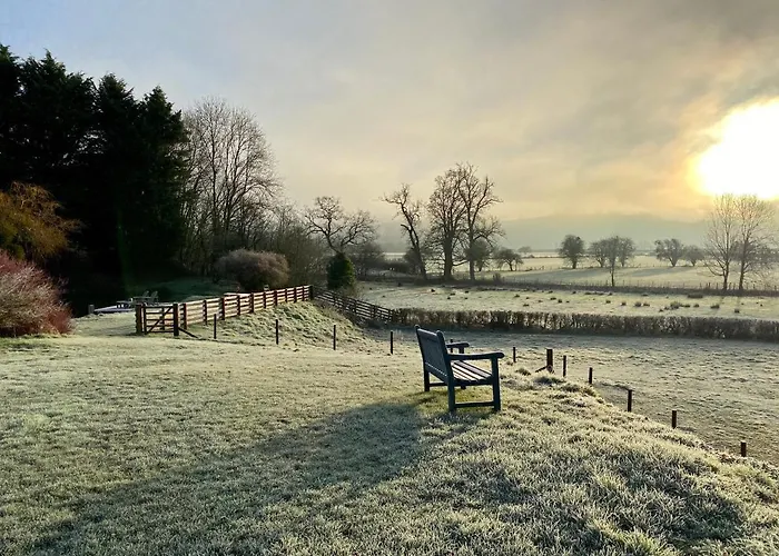 Cwmbach Lodge Luxury B&B Glasbury