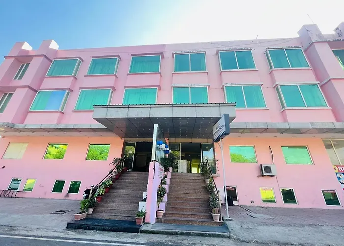 Grand Continental @ Har Ki Pauri Haridwar Hotel
