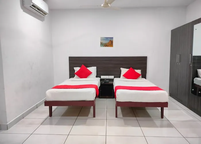 Kings Fort Rooms Thrippunithura Kochi