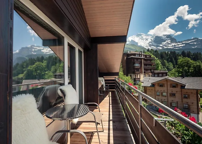 Alpenkraeuter Hotel Baeren Wengen