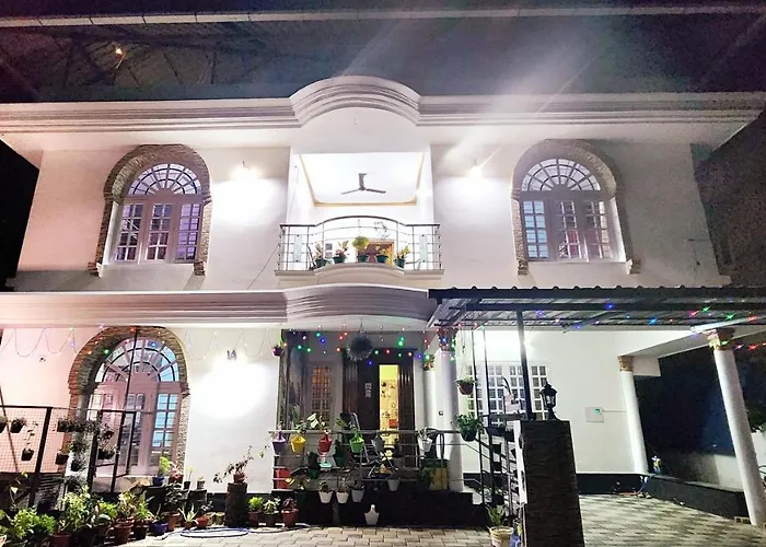 Jj'S White House Hotel Thrissur