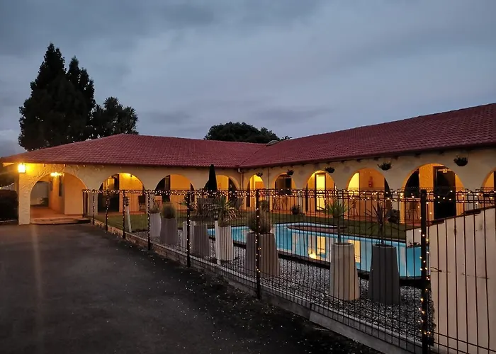 Captains Quarters Motor Inn Cambridge