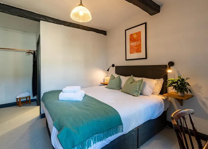 Royal Oak Pub Hotel Cartmel
