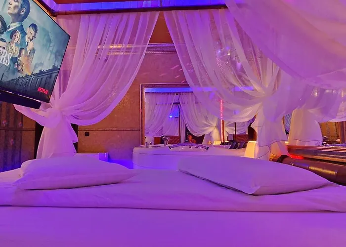 Hotel Boutique Mikaela (Adults Only) Braşov