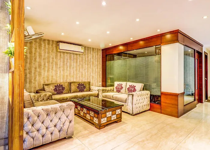 Fabhotel Sain Dass Kanpur