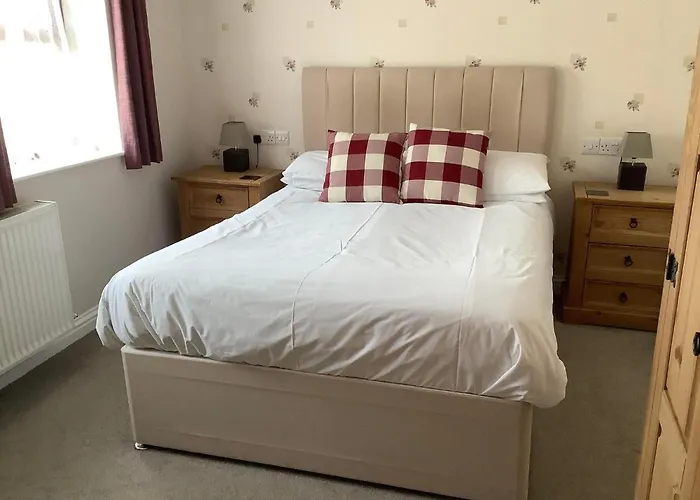 New Overlander Inn Penally