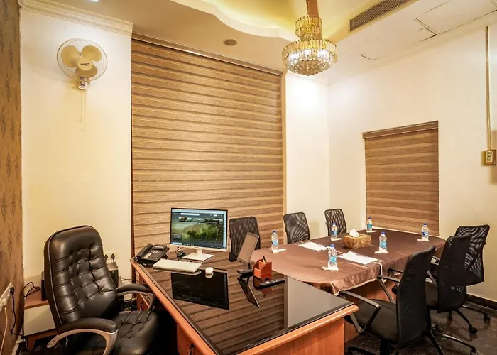 Empire Residency Hotel Tiruvalla