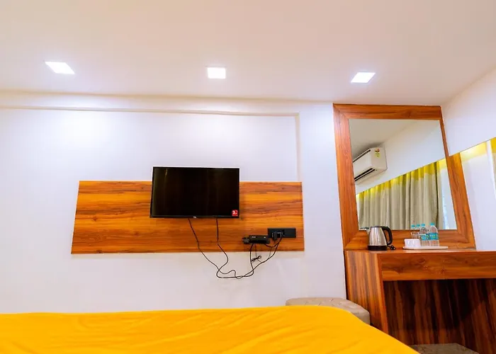 Calangute Castle Hotel