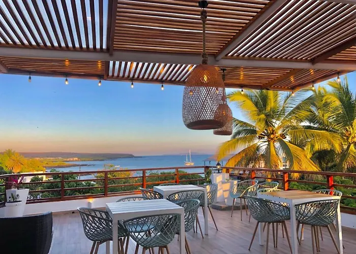 Hotel La Isla Puerto Ayora 