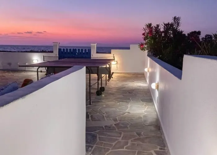 Nautilus Beach House Paradisi 