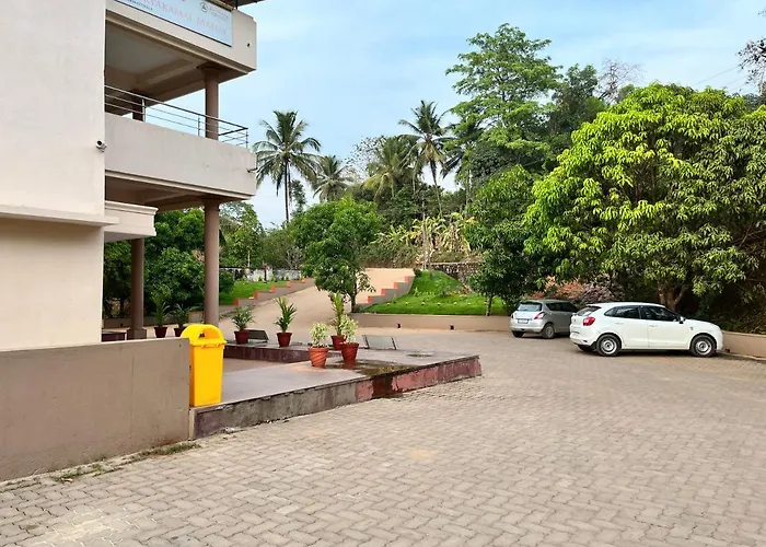 Sooryakamal Mahal Hotel Dharmastala