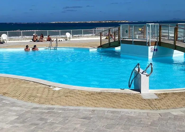 Studio Orient Bay