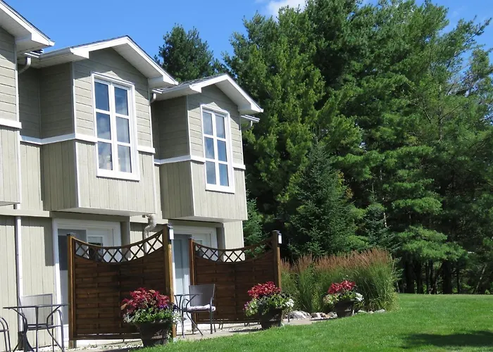 Auberge Aux Deux Peres Magog