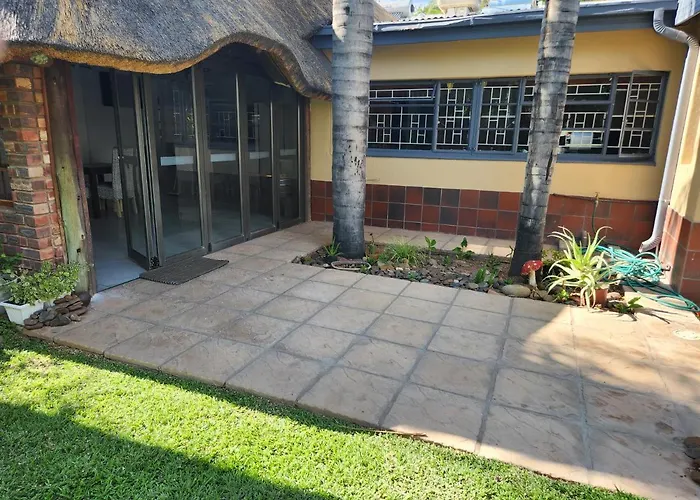 Be My Guest Too Hotel Upington