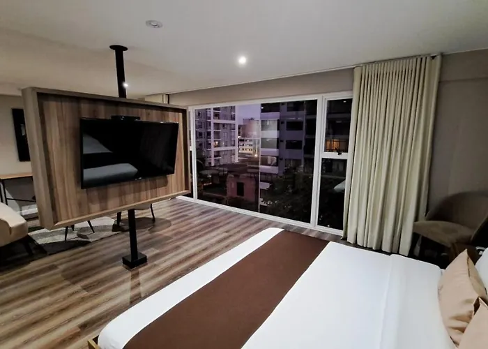 Hotel Ayenda Equo Lima