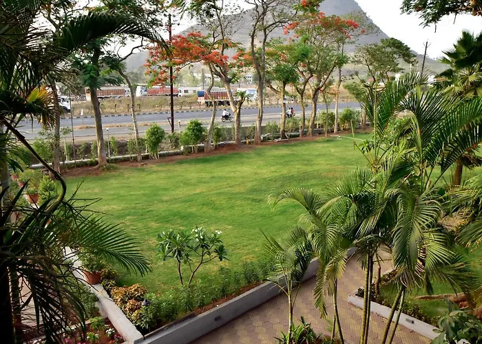 Caves County Resort Nashik