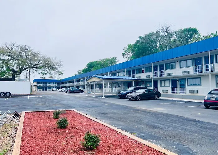Budget Inn And Suites Crowley