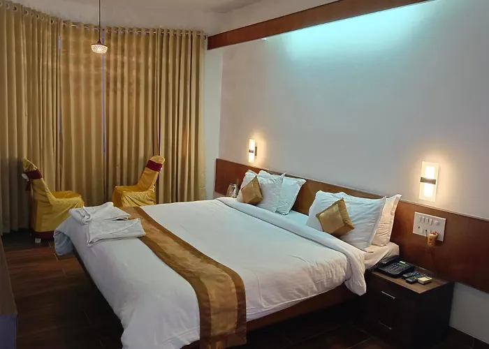 Hotel Radhika Palace Satara