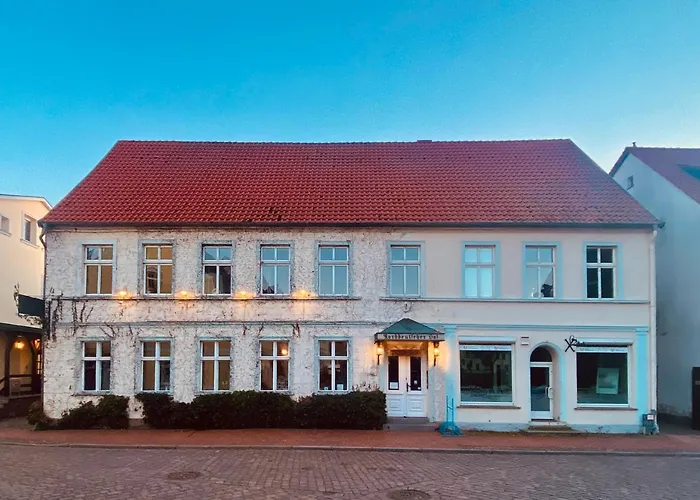 Norddeutscher Hof - Kutscherstation Usedom Town