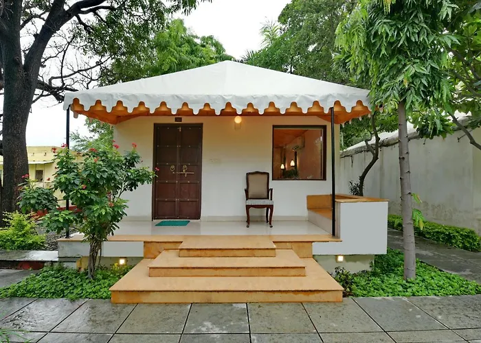 Shree Vilas Orchid - A Pichola Lake Facing Resort Udaipur