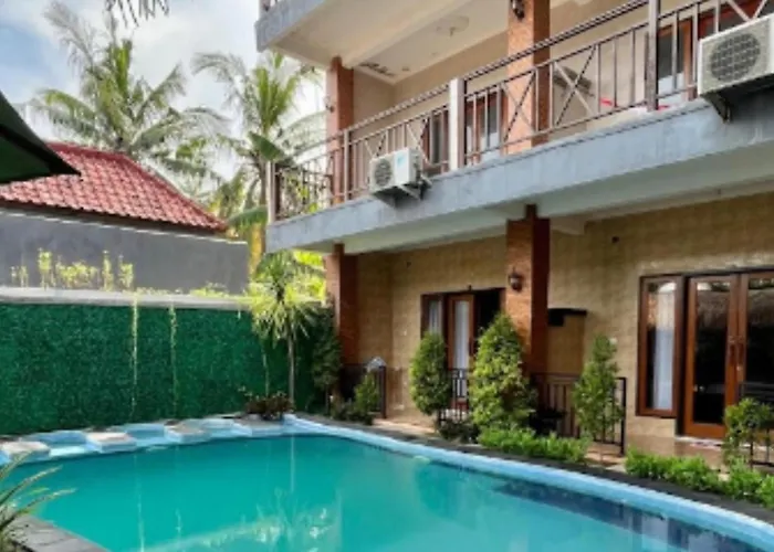 Wahyuga Sari Guest House Nusa Lembongan 