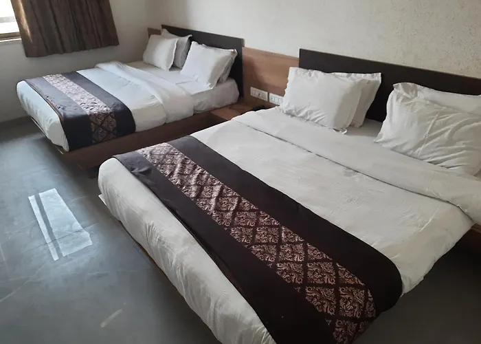 Meridian Hotel & Banquet Surat