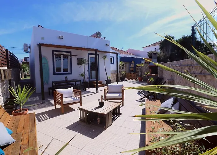 International Surf School & Camp Hotel Sagres