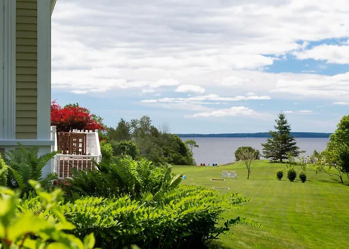Captain Nickels Inn Searsport