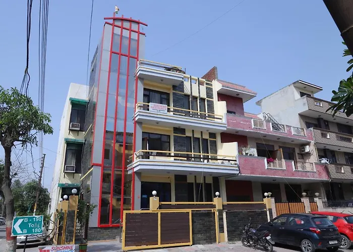 Sunshine Residency Castle Pvt Ltd Bed & Breakfast Noida