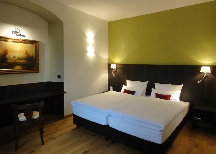 Hotel Garni Schloß Schönberg Bad Brambach