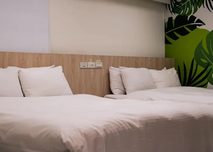 Beethoven Express Hotel Zhongli