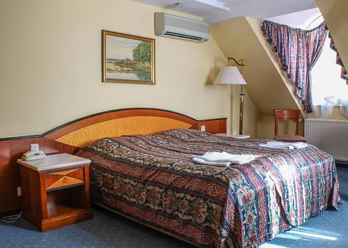 Offi Haz Hotel Eger