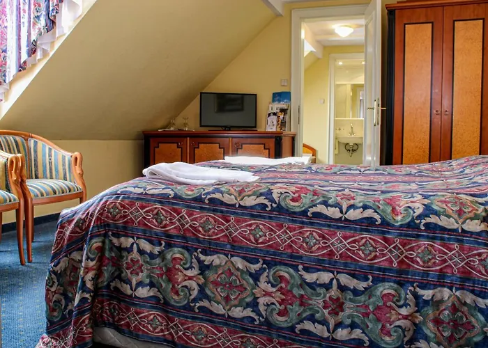 Offi Haz Hotel Eger