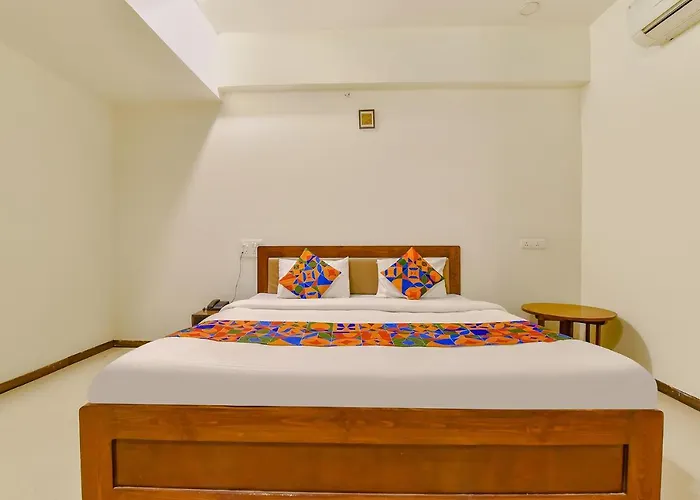 Fabhotel Shivam, Karelibagh Vadodara