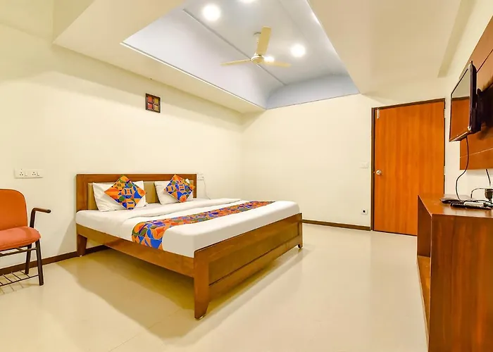 Fabhotel Shivam, Karelibagh Vadodara