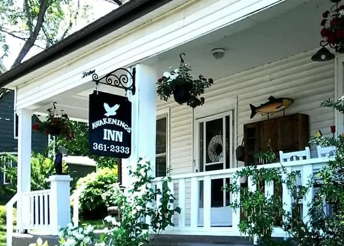 Awakenings Inn Montague