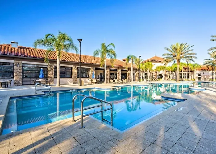 5 Bedroom Private Pool Home 15 Min To Disney World, Davenport